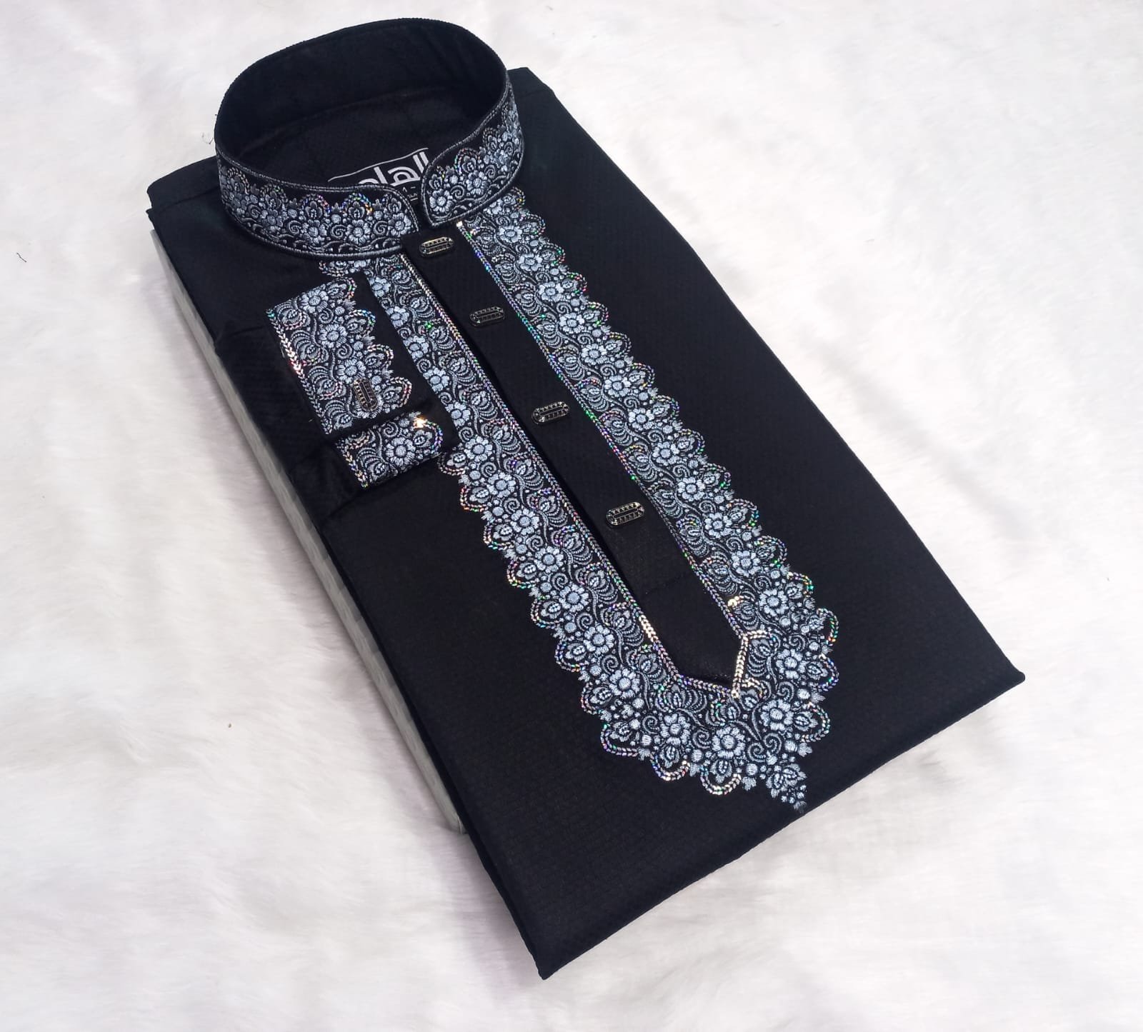 প্রিমিয়াম কট এম্ব্রয়ডারি পাঞ্জাবি